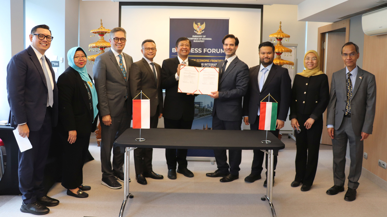 Batang SEZ signs green energy deals with Hungarian firms