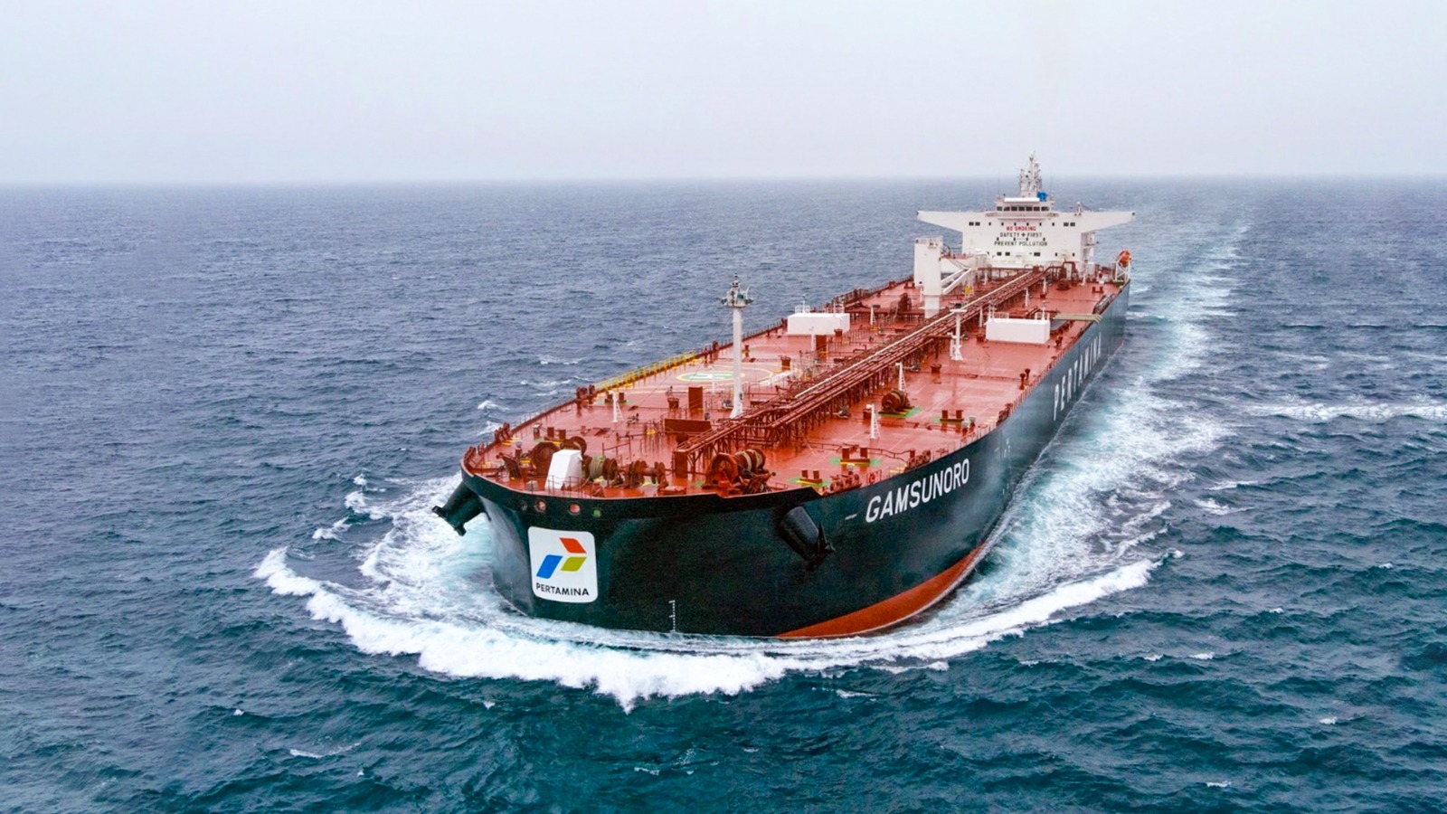 PIS tanker Gamsunoro safely transits Strait of Hormuz after months-long delay