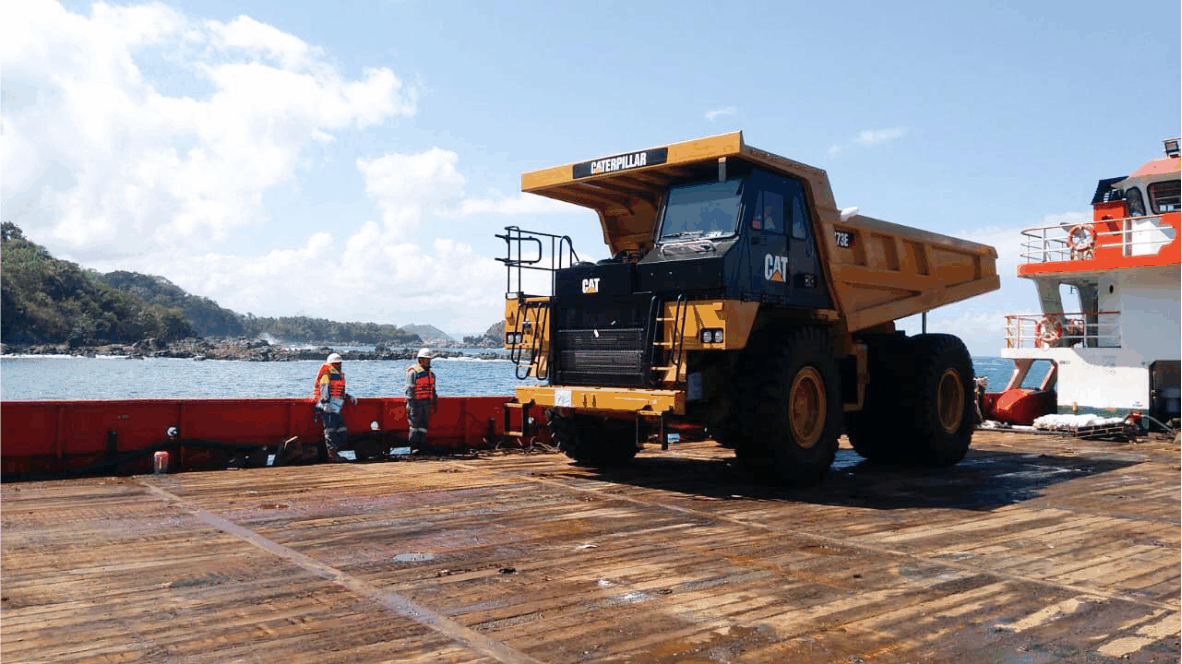 Anton Pratama Gunadi, Director of PT AYU, said that the company serves both domestic and international shipment of heavy equipment by using LCT. (Petromindo|Uki)