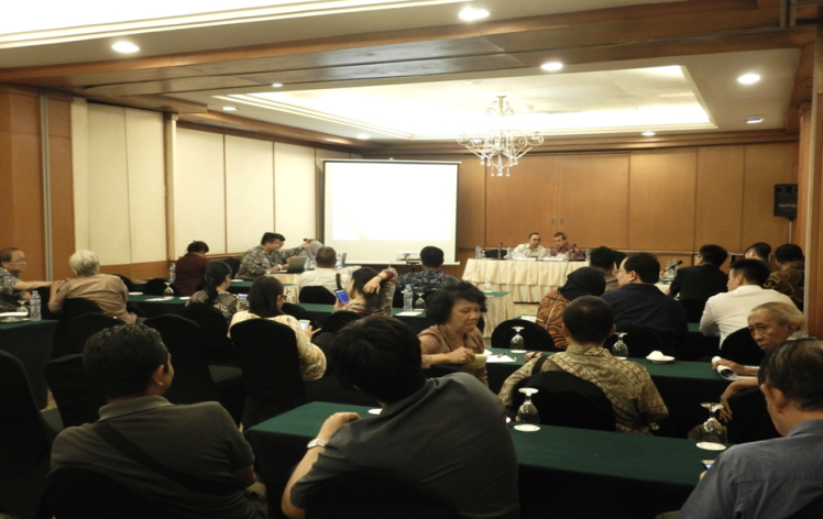PT Renuka Coalindo Tbk held annual general meeting of shareholders (AGMS) and extraordinary general meeting of shareholders (EGMS) on Wednesday (09/10) in Jakarta. At the AGMS, the company's shareholders approved the company's financial report, while the EGMS approved the change of the company's name as well as the board's composition. (Petromindo|Thomas)